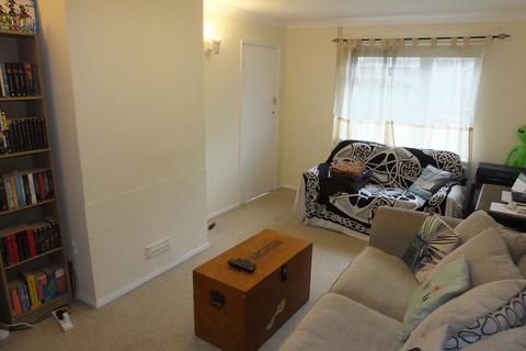 2 bedroom semi-detached house to rent, The Lynchets, Lewes BN7