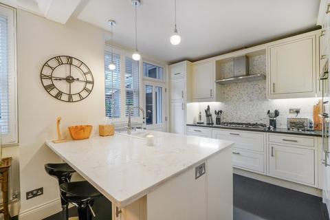2 bedroom flat to rent, Clarence Gate Gardens, Glentworth Street, London