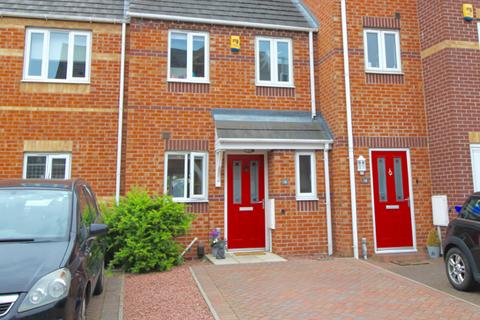 2 bedroom townhouse to rent, Bramble Court, Nottingham NG10