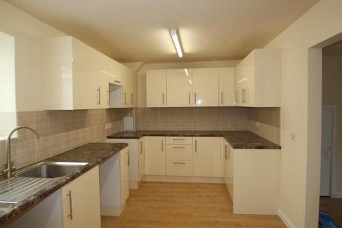 2 bedroom end of terrace house to rent, Buckland Road, Orpington, Kent, BR6 9SR