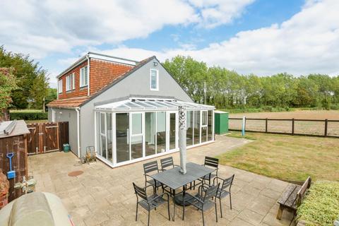 Lower Street, Eastry, Sandwich, Kent 4 Bed Detached House - £650,000