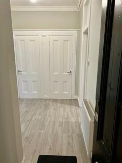 2 bedroom flat to rent, Kirkintilloch Road, Bishopbriggs, East Dunbartonshire, G64