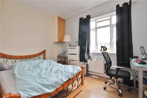 4 bedroom house to rent - Madrid Road, Guildford, Surrey, GU2
