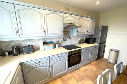 2 bedroom flat to rent, Kilmeny Court, Ardrossan, North Ayrshire, KA22