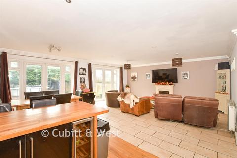 5 bedroom detached house for sale, The Ridgway, Woodingdean, Brighton, East Sussex