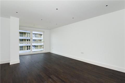 2 bedroom flat to rent, Queensland Road, London