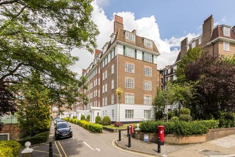 3 bedroom flat to rent - Richmond Hill Court, TW10