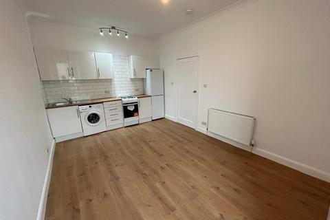 1 bedroom flat to rent, North High Street, Musselburgh, East Lothian, EH21