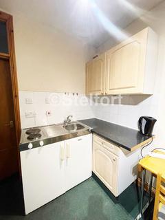 Studio to rent, The Ridgeway, NW11