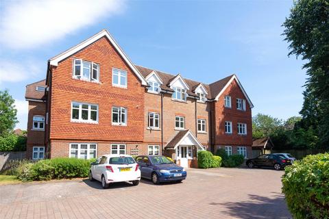 2 bedroom flat to rent, Chestnut Court, 60 Bonehurst Road, Horley, Surrey, RH6