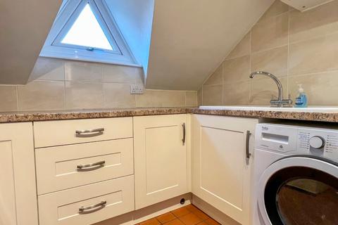 1 bedroom flat to rent, Grosvenor Crescent, Grimsby, North East Lincolnshire, DN32