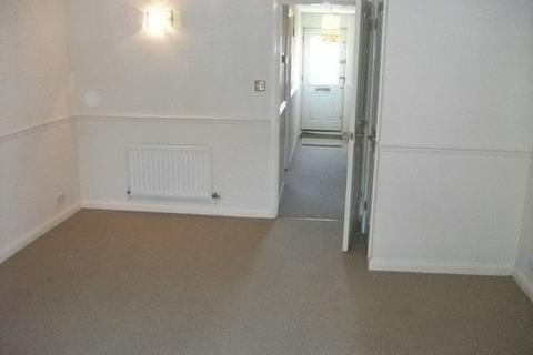 2 bedroom house to rent, 2 Double Bed with En-suite and Conservatory