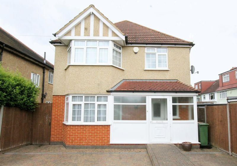 Morden Way, Sutton 3 bed detached house £450,000