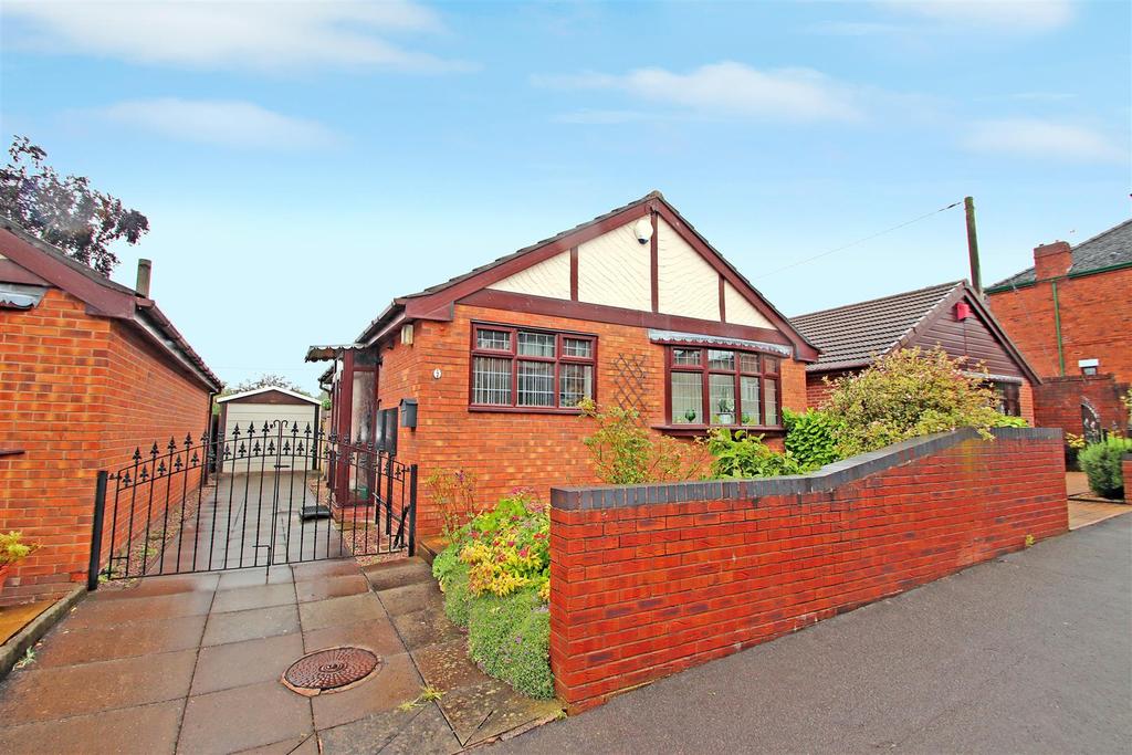 Dean Street, Bucknall, StokeOnTrent 2 bed bungalow £125,000