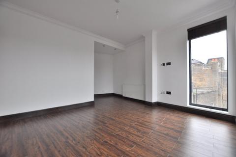 2 bedroom flat to rent, Mare Street, London E8