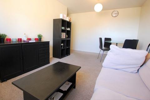 1 bedroom flat to rent, Prestatyn Close, Stevenage