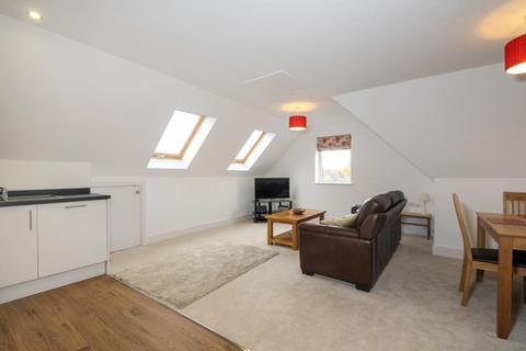 2 bedroom apartment to rent, Newbury,  Berkshire,  RG14