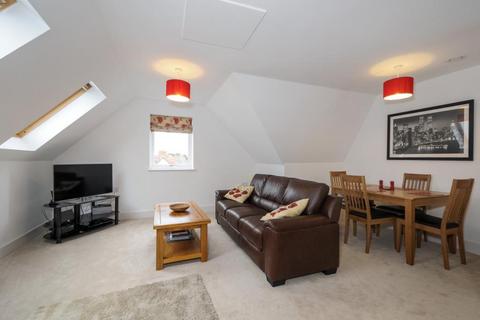 2 bedroom apartment to rent, Newbury,  Berkshire,  RG14