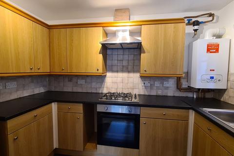 2 bedroom flat to rent, Wilkinson House,  Draymans Way, Isleworth