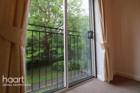 2 bedroom apartment to rent, Swan Mead, Hemel hempstead