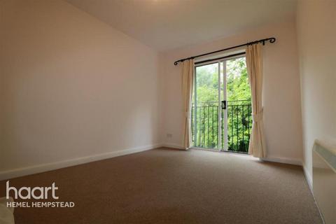 2 bedroom apartment to rent, Swan Mead, Hemel hempstead