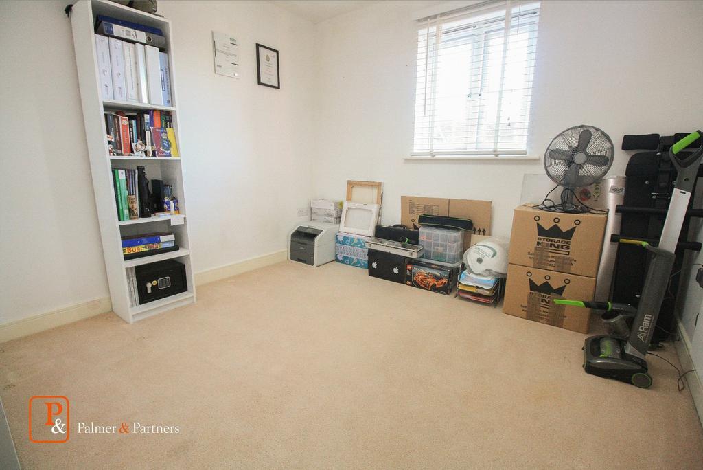 2nd Bedroom