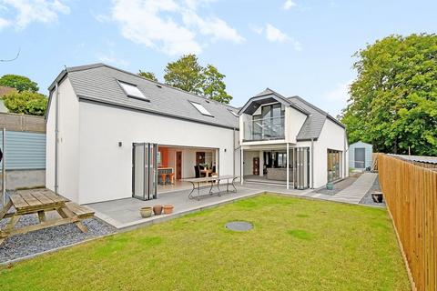 4 bedroom detached house for sale, Bodmin Hill, Lostwithiel PL22