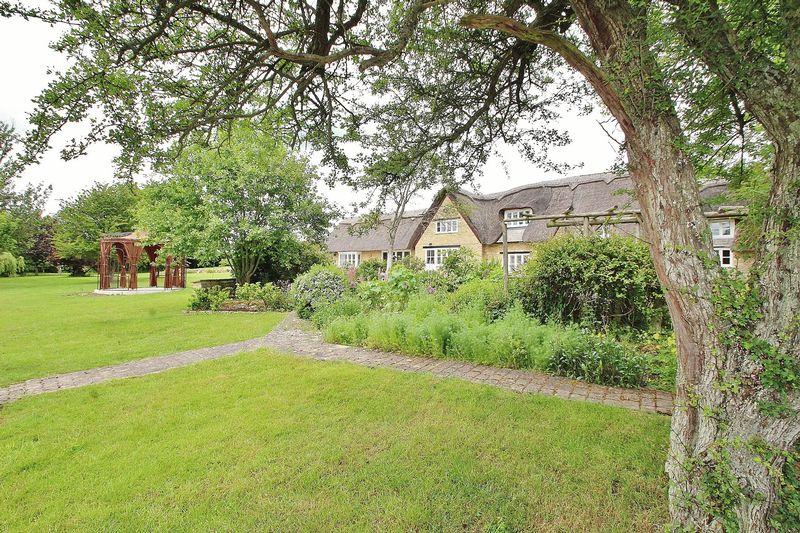 Eight Beautiful Thatched Cottages For Sale Country Life