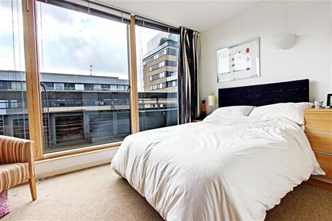 1 bedroom flat to rent - Gainsborough Studios, 1 Poole Street, Islington, N1