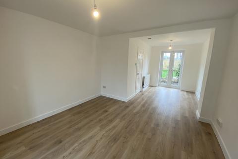 3 bedroom detached house to rent, Broadleigh Way, Wistaston