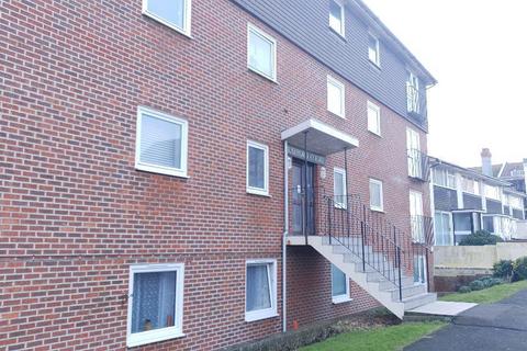 2 bedroom flat to rent, 14 St Johns Road, Seaford BN25