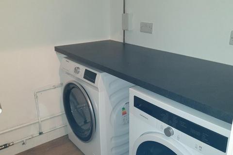 2 bedroom flat to rent, 14 St Johns Road, Seaford BN25