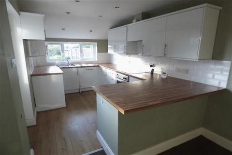 3 bedroom house to rent, Farnworth, Widnes WA8