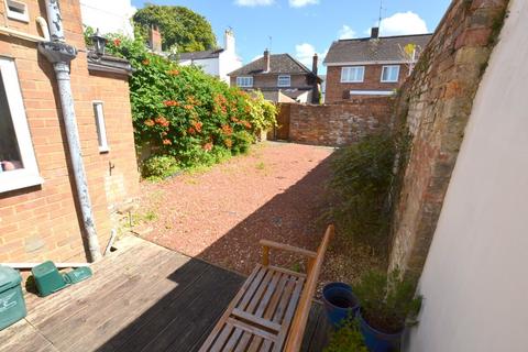 3 bedroom terraced house to rent, Tivoli Street, Tivoli GL50