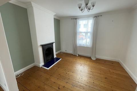 3 bedroom terraced house to rent, Tivoli Street, Tivoli GL50