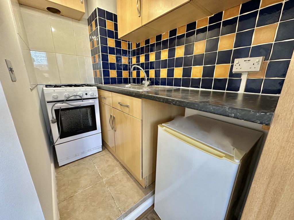 Clarendon Rise, Lewisham, SE13 Studio to rent £1,200 pcm (£277 pw)