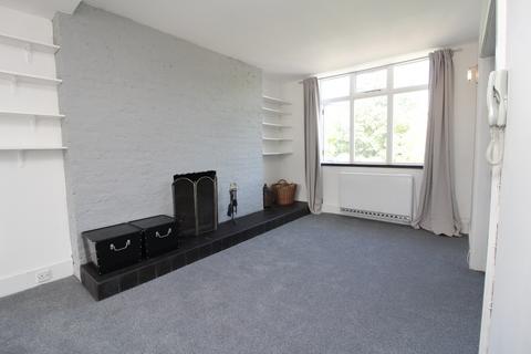 1 bedroom flat to rent, Hanover Crescent, Brighton BN2