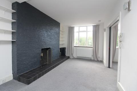 1 bedroom flat to rent, Hanover Crescent, Brighton BN2