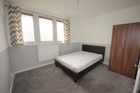 2 bedroom apartment to rent, Harpley Square,  Bethnal Green, E1