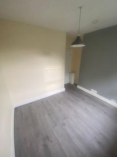 House share to rent, Callcott Road, Kilburn, NW6