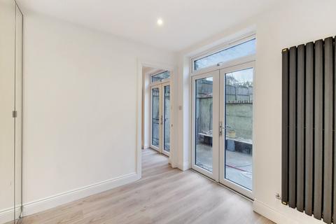 1 bedroom flat to rent, Cavendish Road, Kilburn NW6