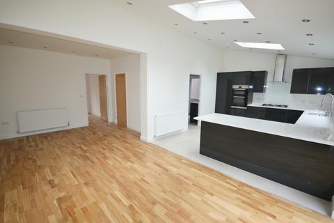 132 Bills Lane, Shirley, Solihull, B90 2PF