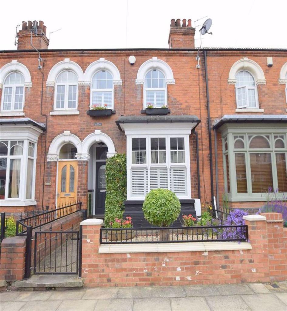 St Augustine Avenue, Grimsby, North East Lincolnshire 4 bed terraced