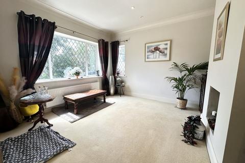 3 bedroom semi-detached house to rent, Woodhall Park Mount, Stanningley