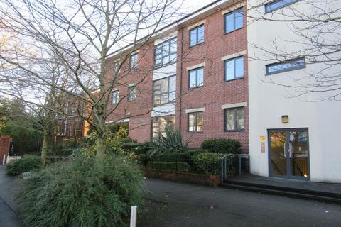 2 bedroom flat to rent - Regents Court, 223 Upper Chorlton Road, Manchester, M16