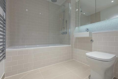 2 bedroom apartment to rent, Tyler Court, Trafalgar Place, New Paragon Walk, Elephant And Castle, SE17