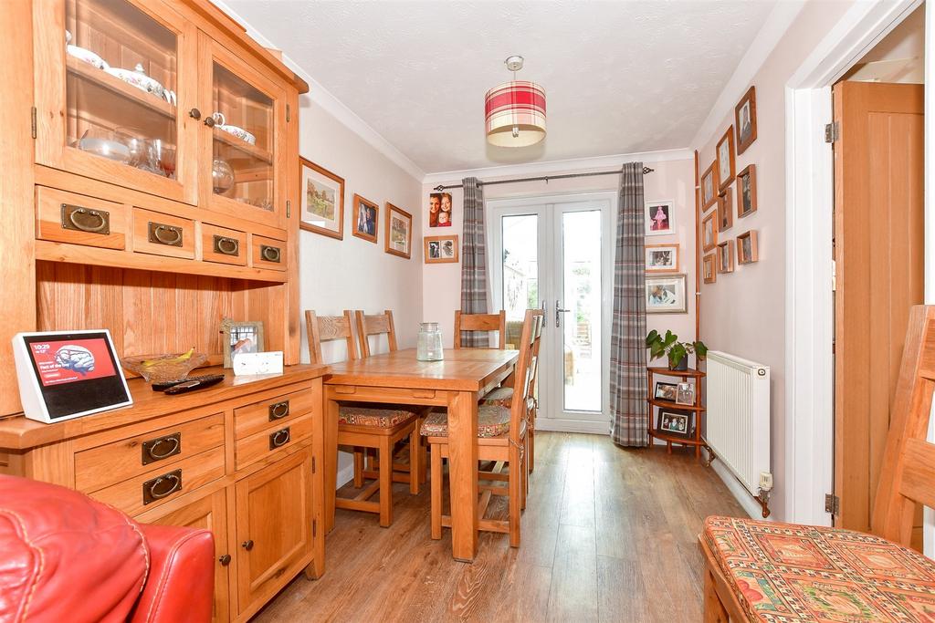 Grimshill Road, Whitstable, Kent 3 bed semidetached house for sale £