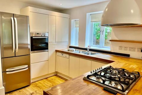 4 bedroom house to rent, Chevening Road, Queens Park, NW6
