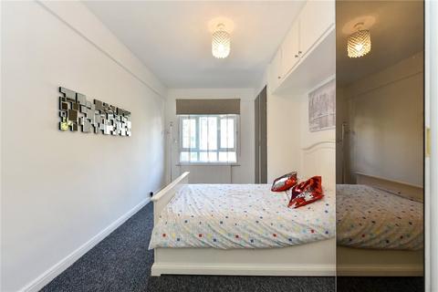 1 bedroom apartment to rent, Portsea Hall, Portsea Place
