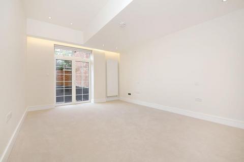 2 bedroom flat to rent, Beechcroft Avenue, Golders Green, NW11
